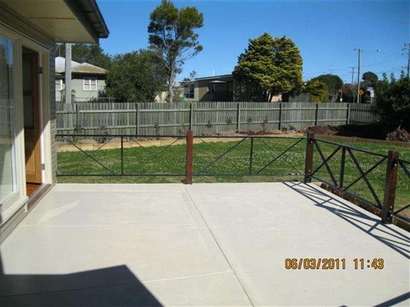 130 Drayton Road, Harristown QLD 4350