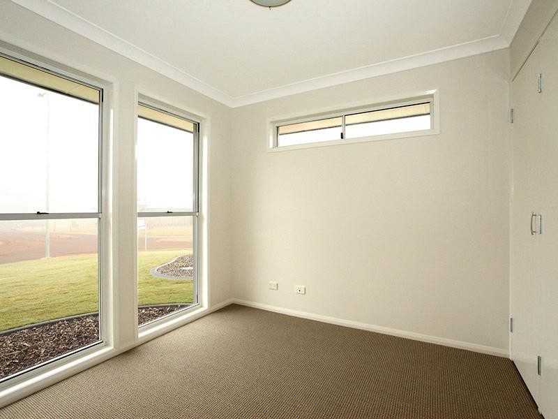 2 Vinnicombe Street, Kearneys Spring QLD 4350