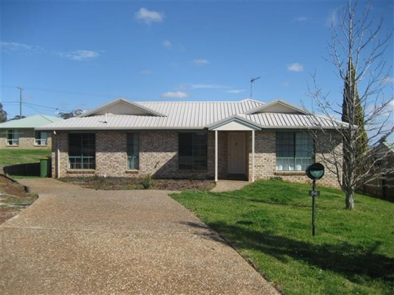54 Dalzell Crescent, Darling Heights QLD 4350