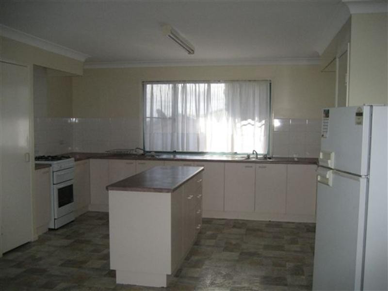 54 Dalzell Crescent, Darling Heights QLD 4350