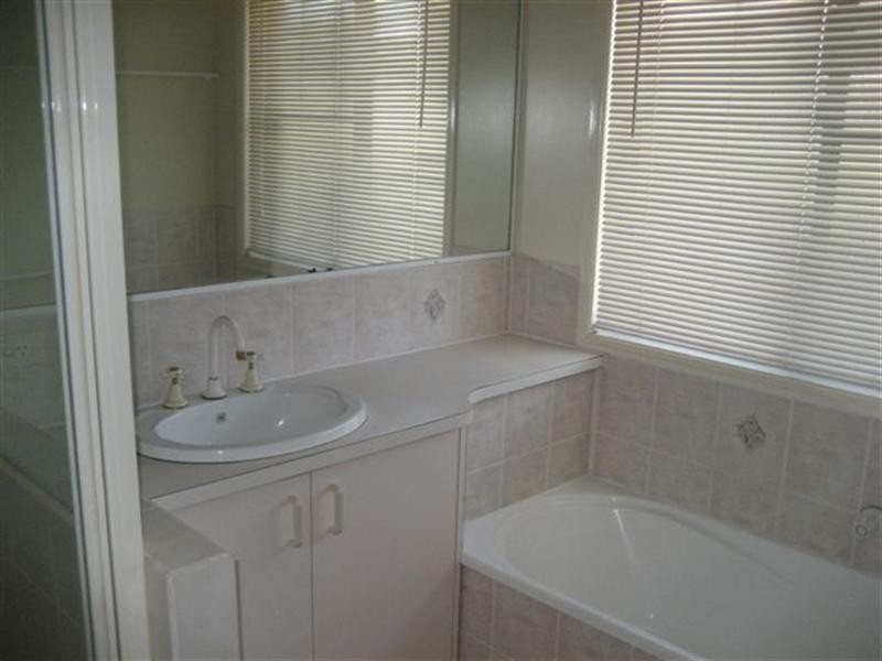 54 Dalzell Crescent, Darling Heights QLD 4350