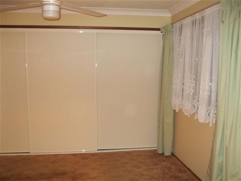 2 Hillview Crescent, Gowrie Junction QLD 4352