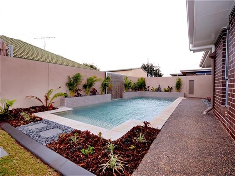 13 Fallon Drive, Middle Ridge QLD 4350