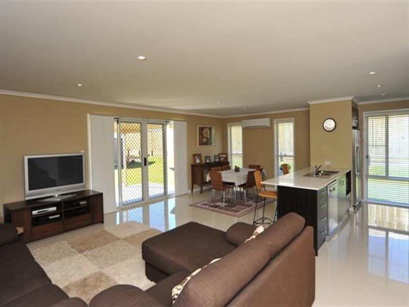 28 Sommariva Street, Westbrook QLD 4350