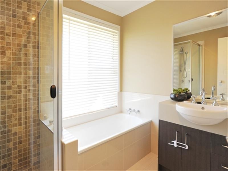 28 Sommariva Street, Westbrook QLD 4350