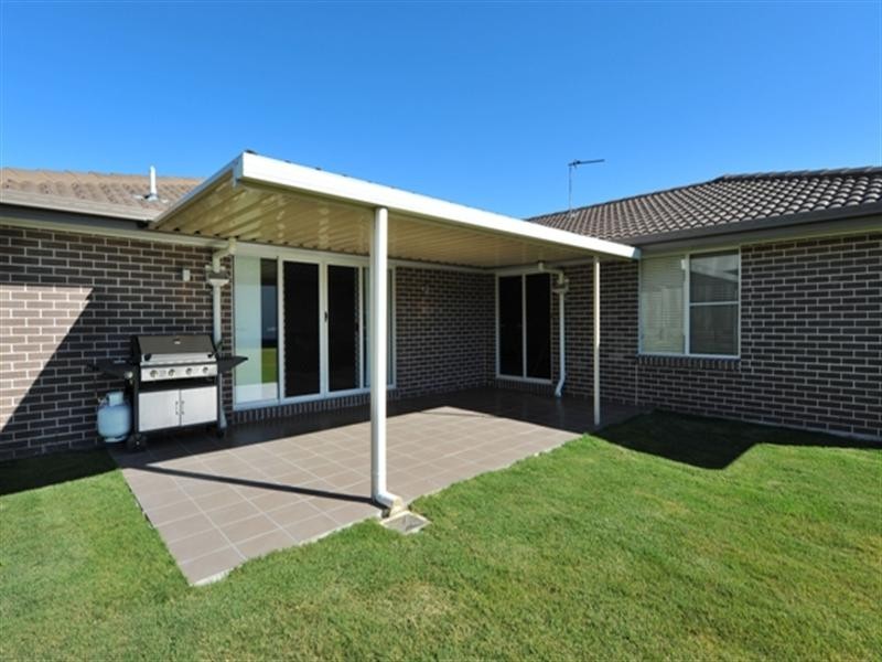 28 Sommariva Street, Westbrook QLD 4350