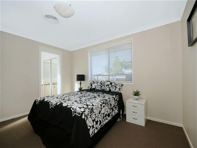 10 Maree Court, Centenary Heights QLD 4350