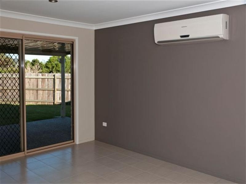 2 Bunkers Hill Road, Westbrook QLD 4350