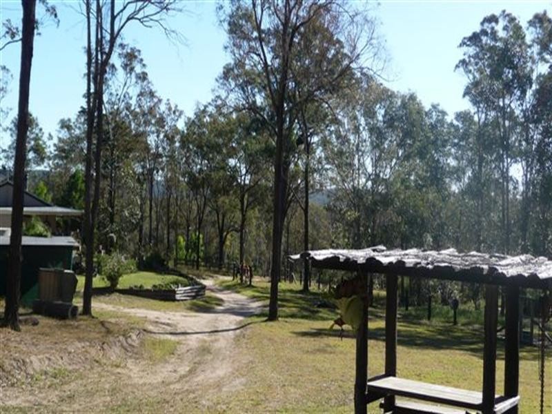 998 Perseverance Dam Road, Crows Nest QLD 4355