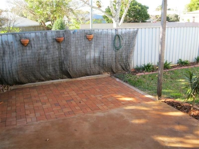 2 Jenkins Street, Newtown QLD 4350