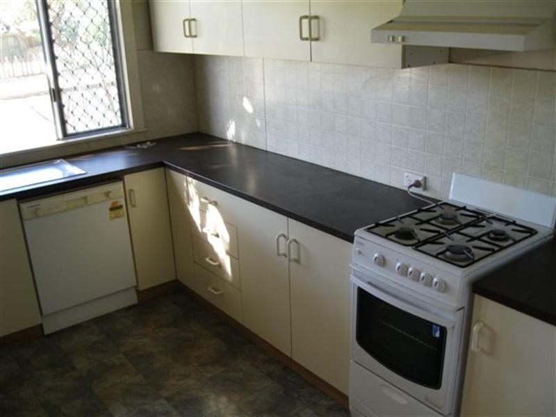 2 Jenkins Street, Newtown QLD 4350