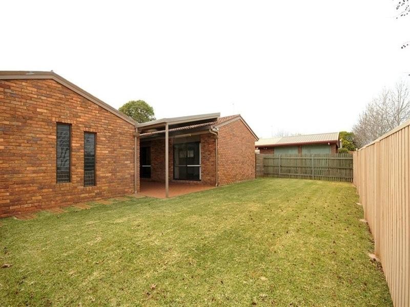 14 Marigold Street, Centenary Heights QLD 4350