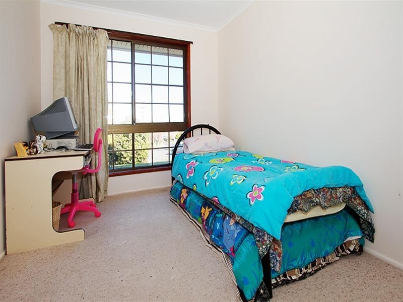 1 Mollison Court, Wilsonton QLD 4350
