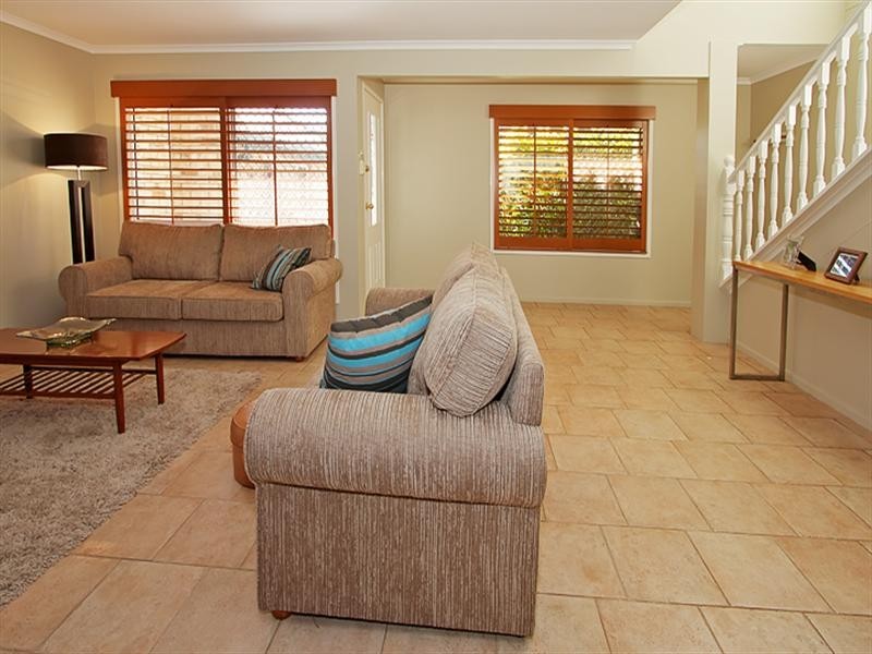 7/19A Gladstone, Newtown QLD 4350