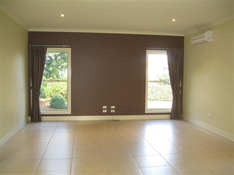 20 Parsley Drive, Middle Ridge QLD 4350