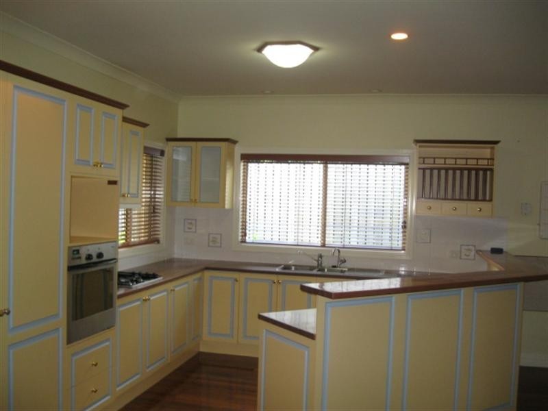 20 Parsley Drive, Middle Ridge QLD 4350