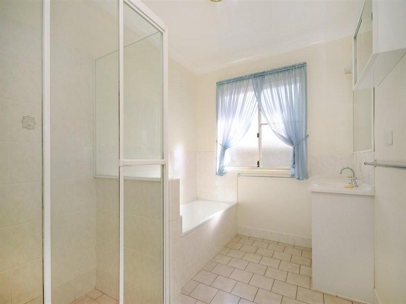 15 Todwana Court, Glenvale QLD 4350