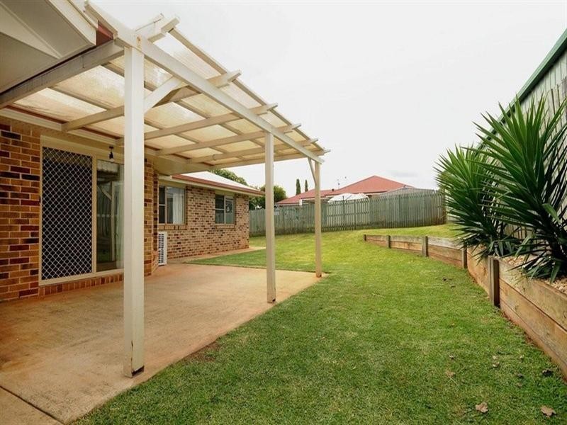 15 Todwana Court, Glenvale QLD 4350