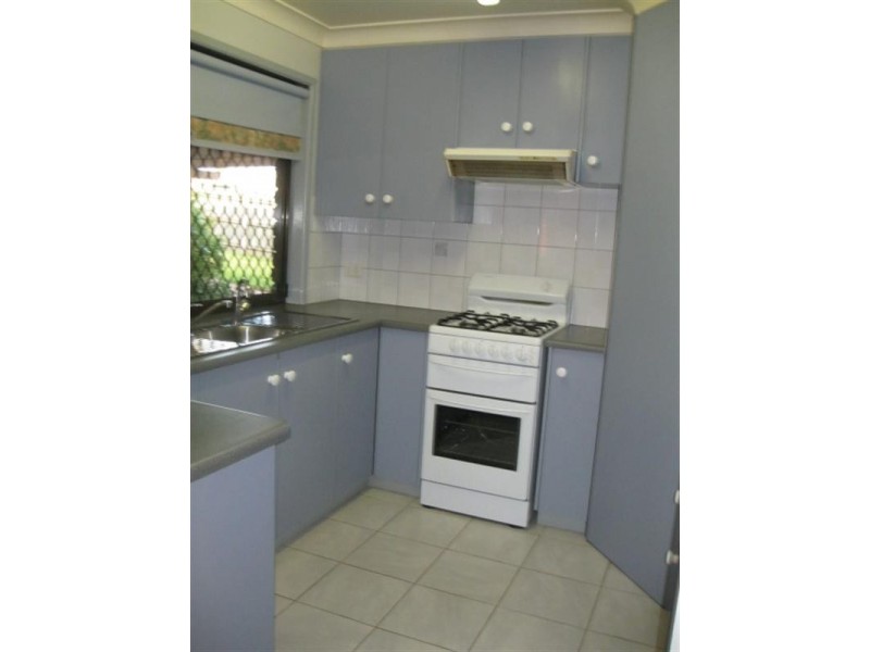 16 Kurrajong Street, Glenvale QLD 4350