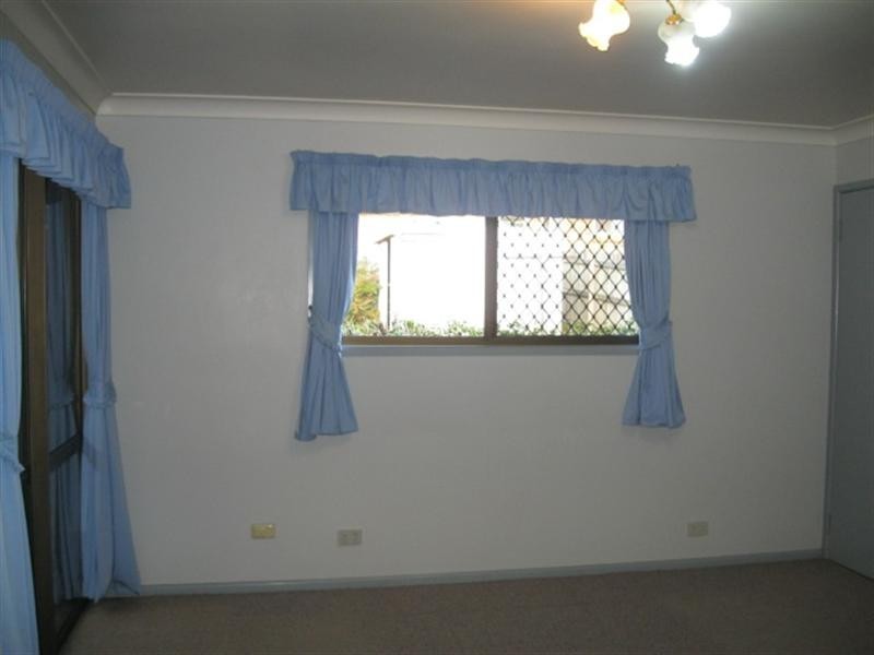 16 Kurrajong Street, Glenvale QLD 4350