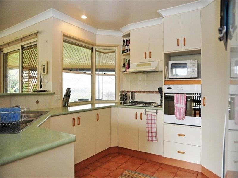 4 Glen Avon Court, Glenvale QLD 4350