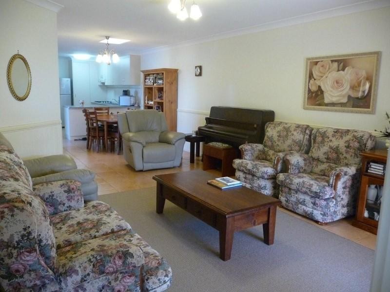 2/149 South Street, South Toowoomba QLD 4350