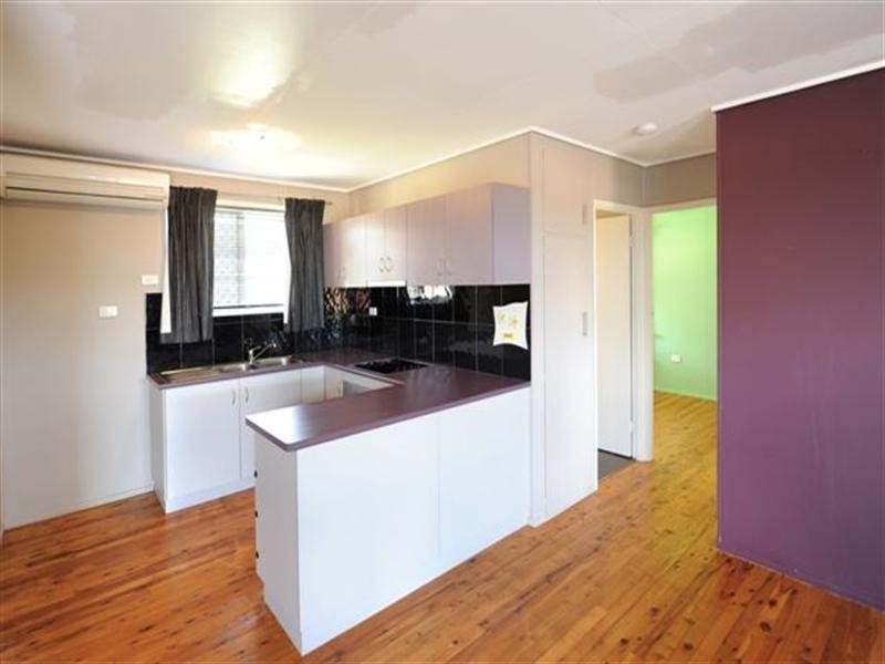 2/200 Stenner Street, Middle Ridge QLD 4350