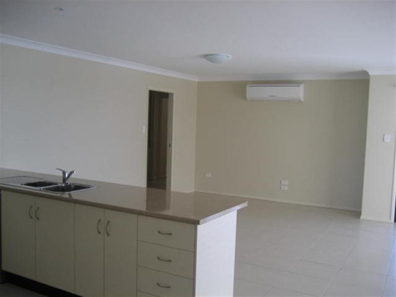 13 Edwin Street, Westbrook QLD 4350