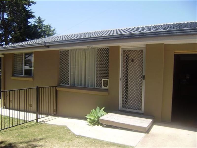 2/5 Cassia Street, Rangeville QLD 4350