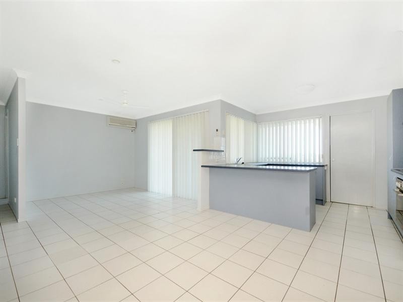 13 McShane Drive, Mount Kynoch QLD 4350