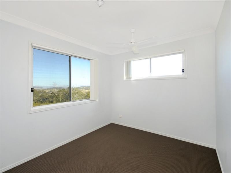 13 McShane Drive, Mount Kynoch QLD 4350