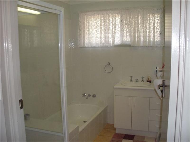 24 Cavell Street, East Toowoomba QLD 4350