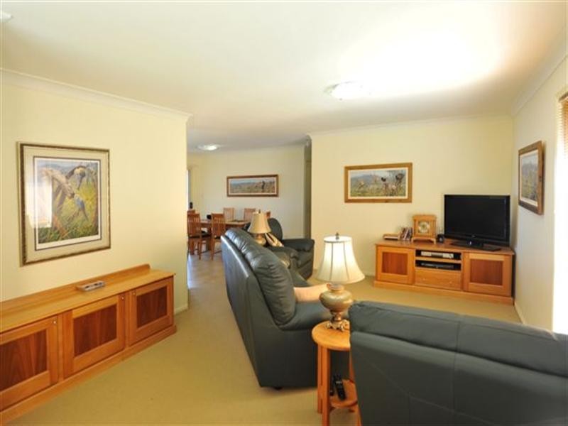 15 Moorina Drive, Harristown QLD 4350