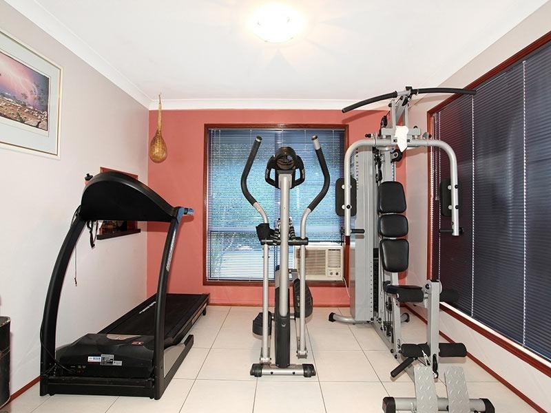 17 Cameron Street, Wyreema QLD 4352