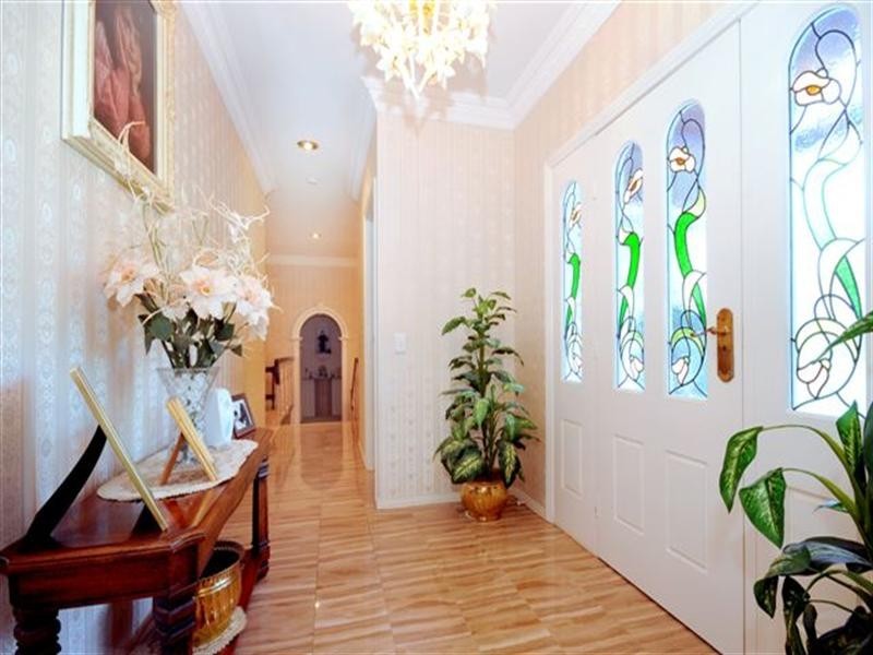 1 Abif Street, Cotswold Hills QLD 4350