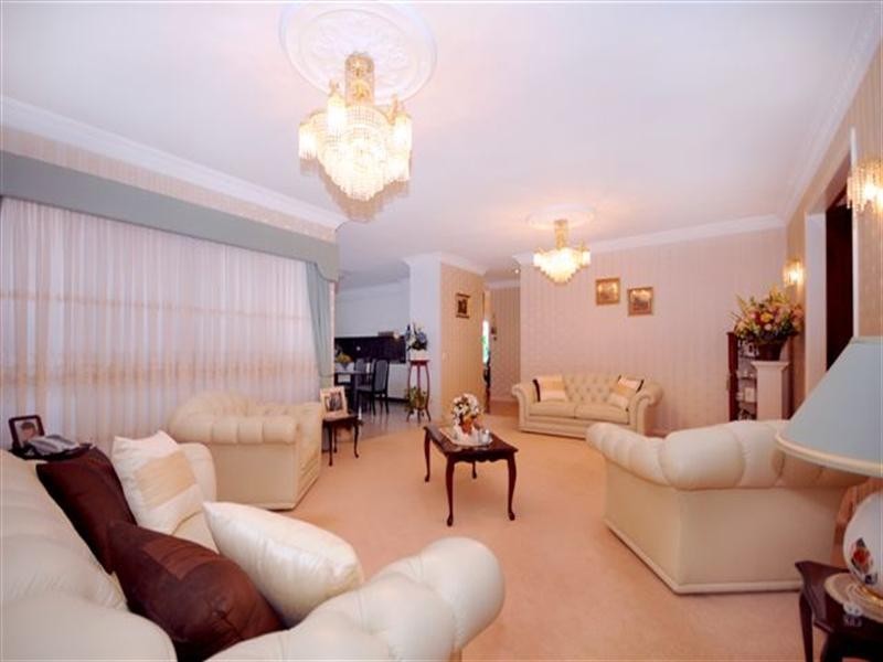 1 Abif Street, Cotswold Hills QLD 4350