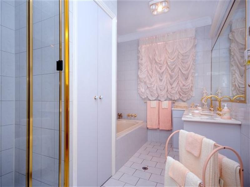 1 Abif Street, Cotswold Hills QLD 4350