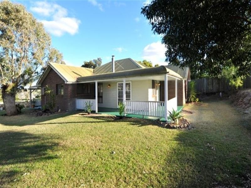 50 Glencoe Road, Kingsthorpe QLD 4400