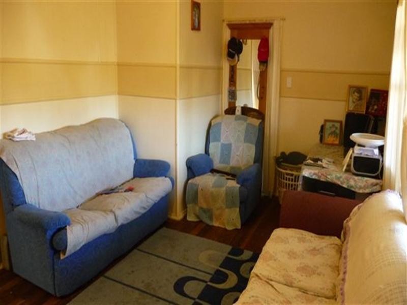 5 Scott Road, Jondaryan QLD 4403