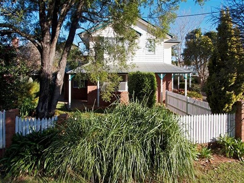 1/8 Bruce Street, East Toowoomba QLD 4350