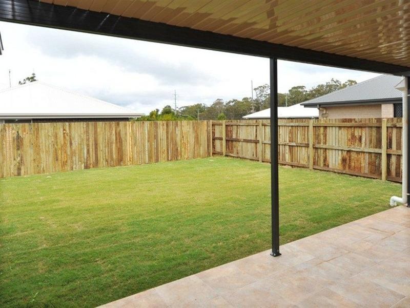 8 Graves Drive, Kearneys Spring QLD 4350