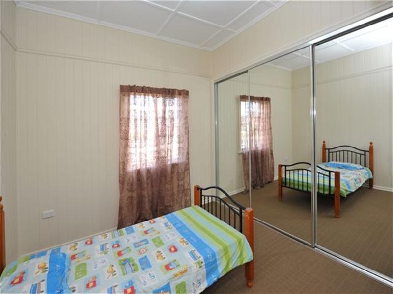 167 Holberton Street, Newtown QLD 4350