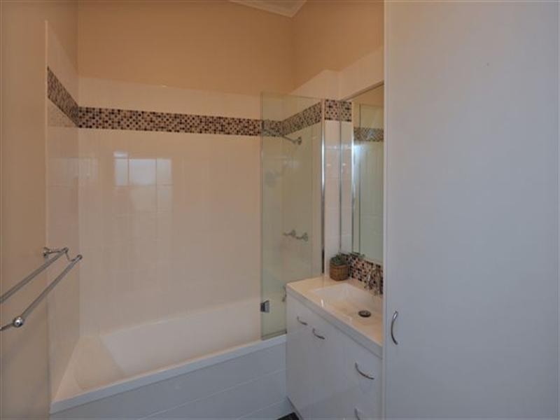 167 Holberton Street, Newtown QLD 4350