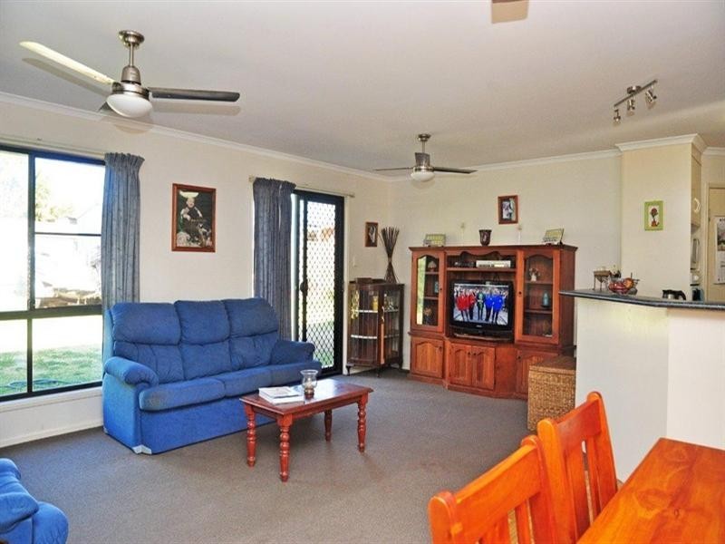 18 Spencer Street, Harristown QLD 4350