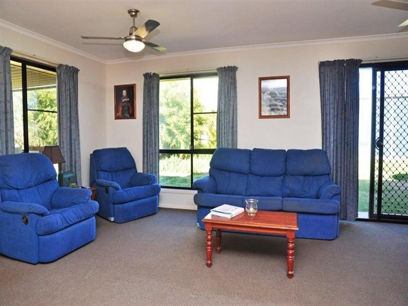 18 Spencer Street, Harristown QLD 4350