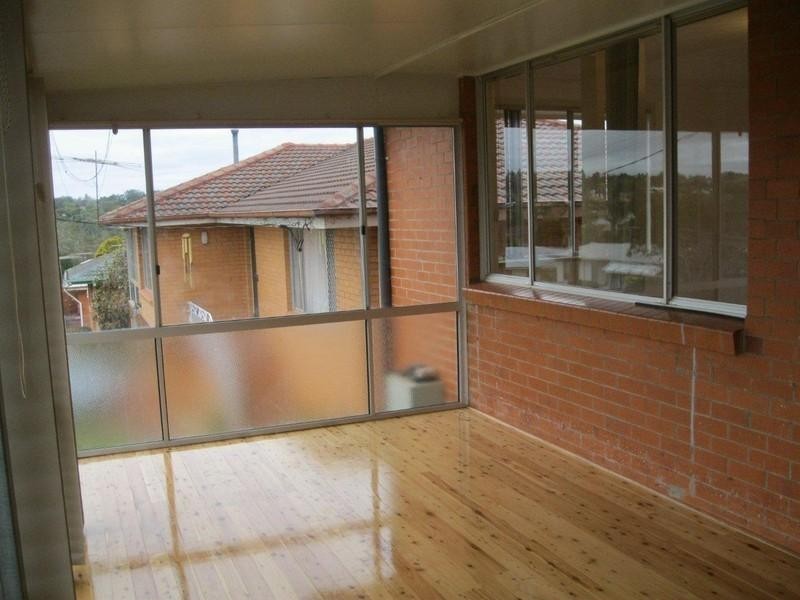 18 Loch Street, Centenary Heights QLD 4350