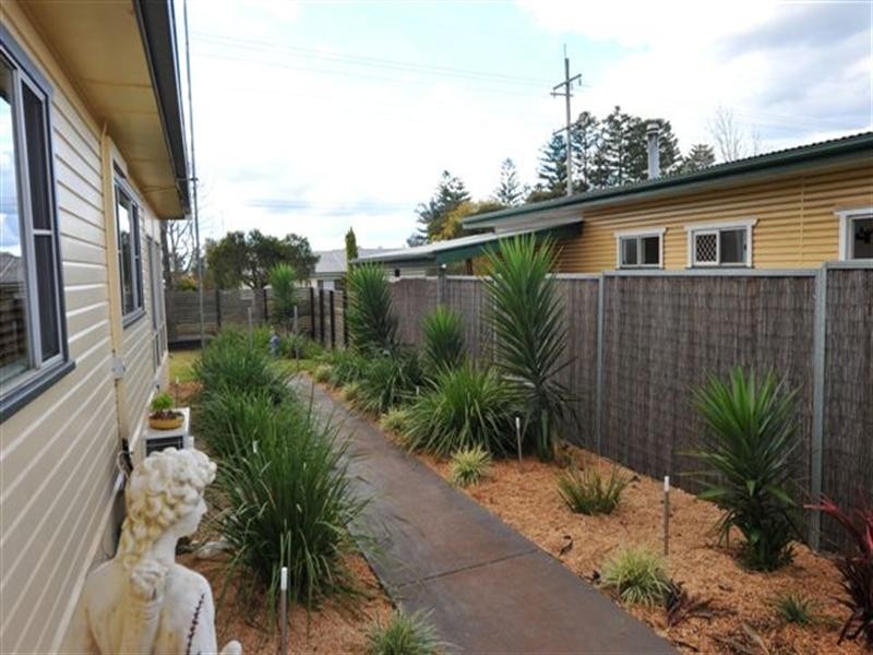 422 Alderley Street, Harristown QLD 4350