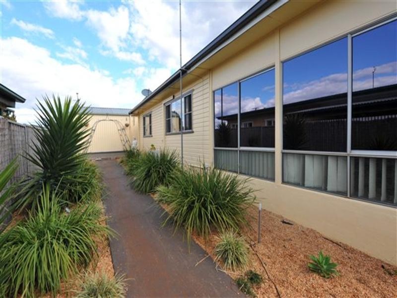 422 Alderley Street, Harristown QLD 4350