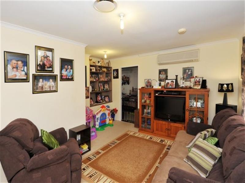 42 Redwood Street, Newtown QLD 4350