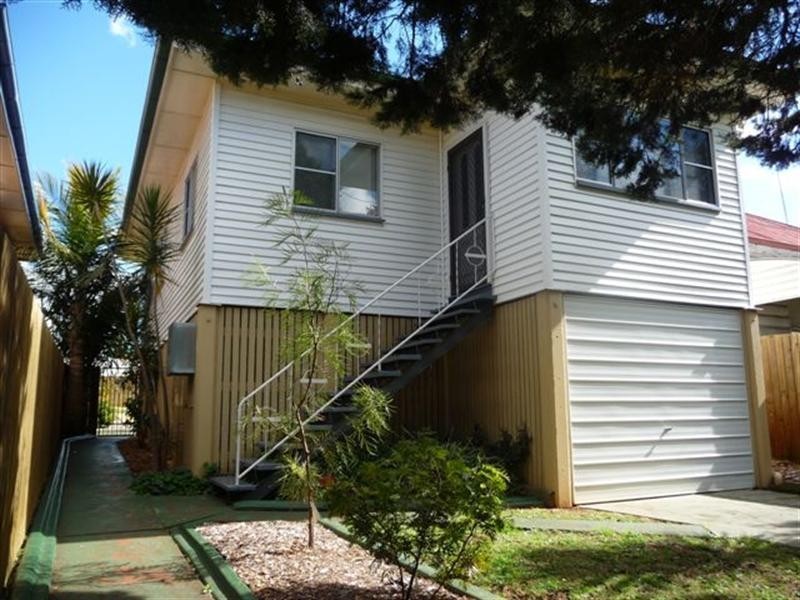 27 Gowrie Street, Toowoomba City QLD 4350